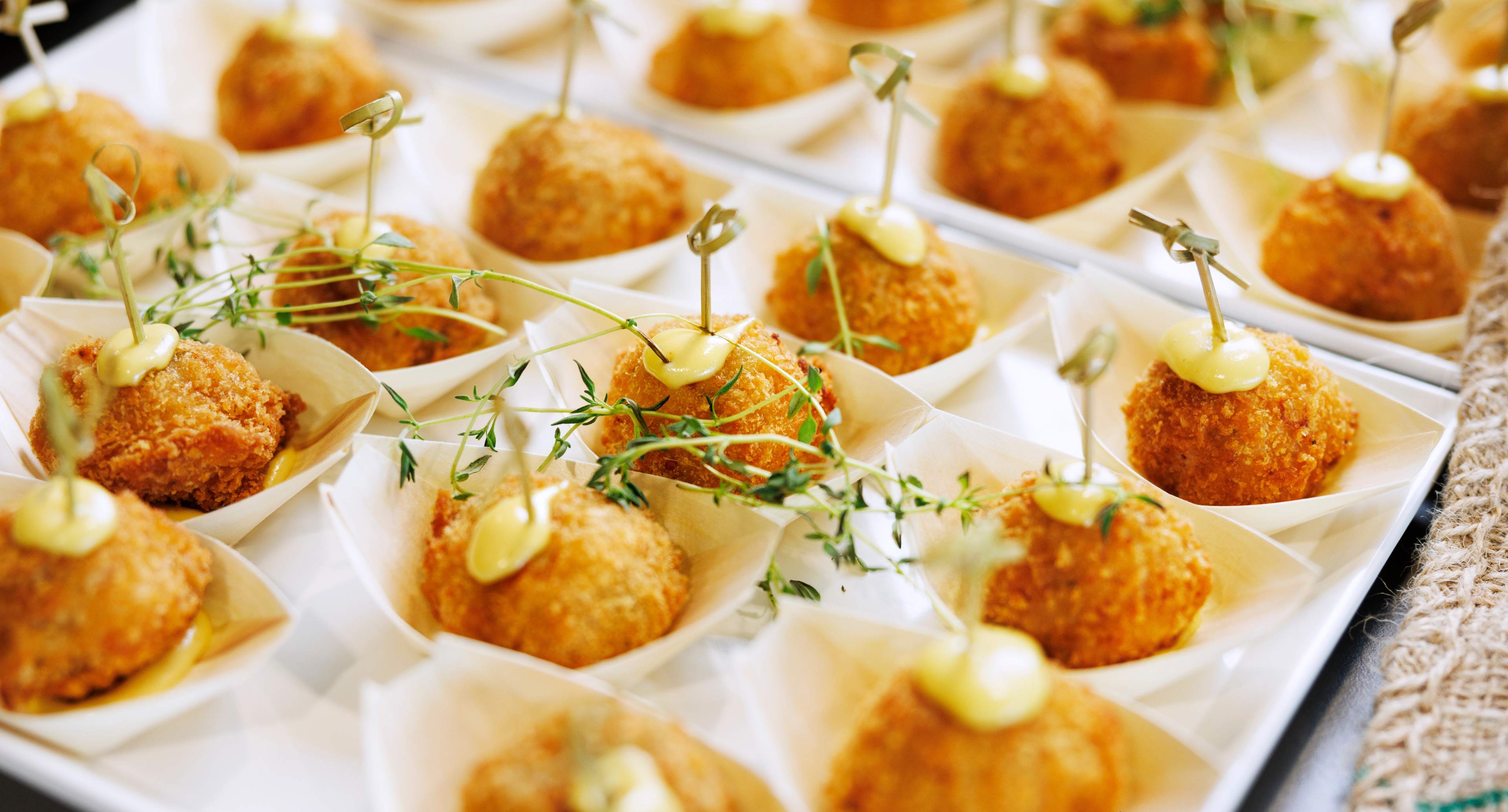 Finger Food Til Reception 3840 X 2068 Px