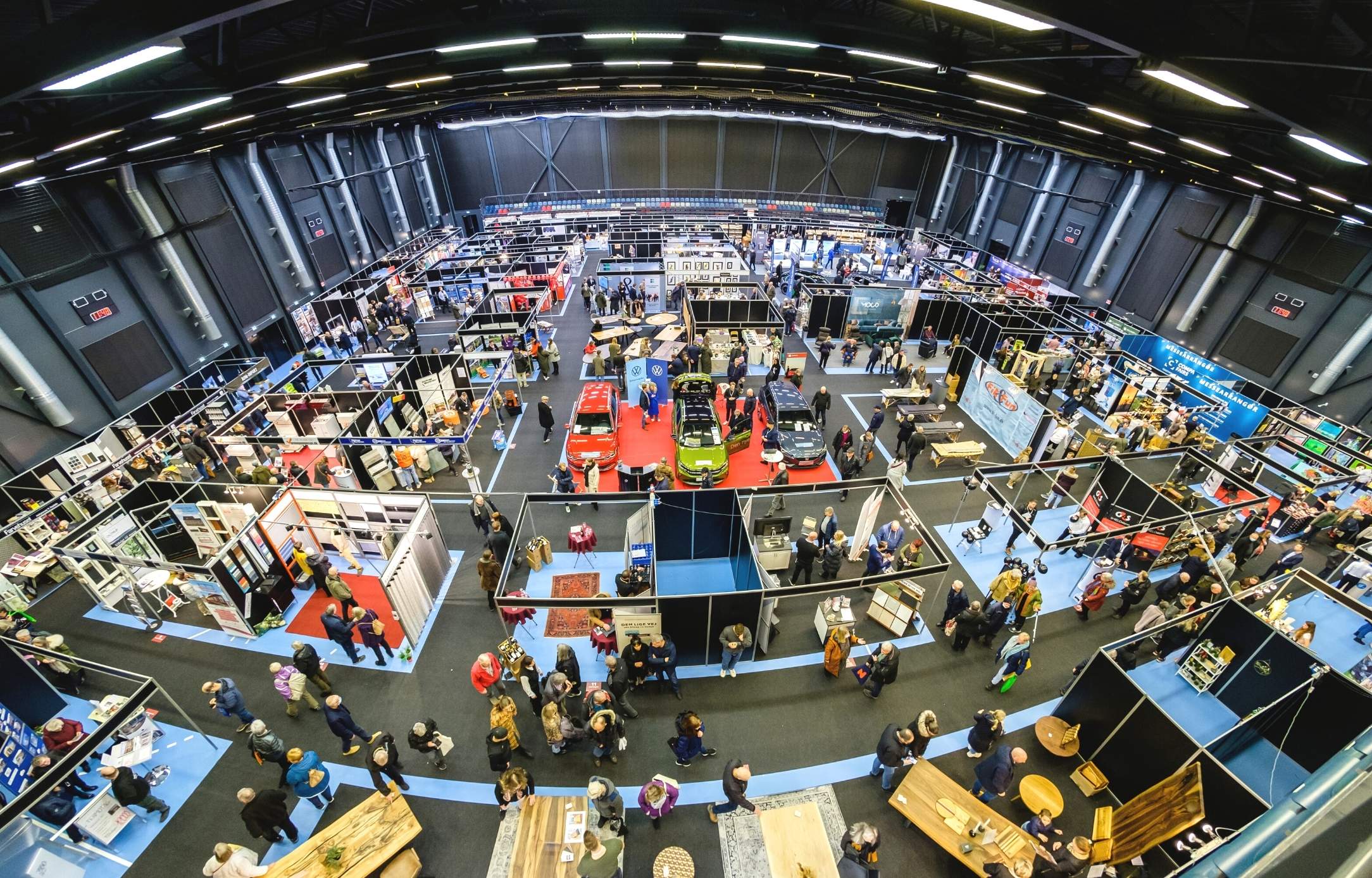 Hal D, Messe