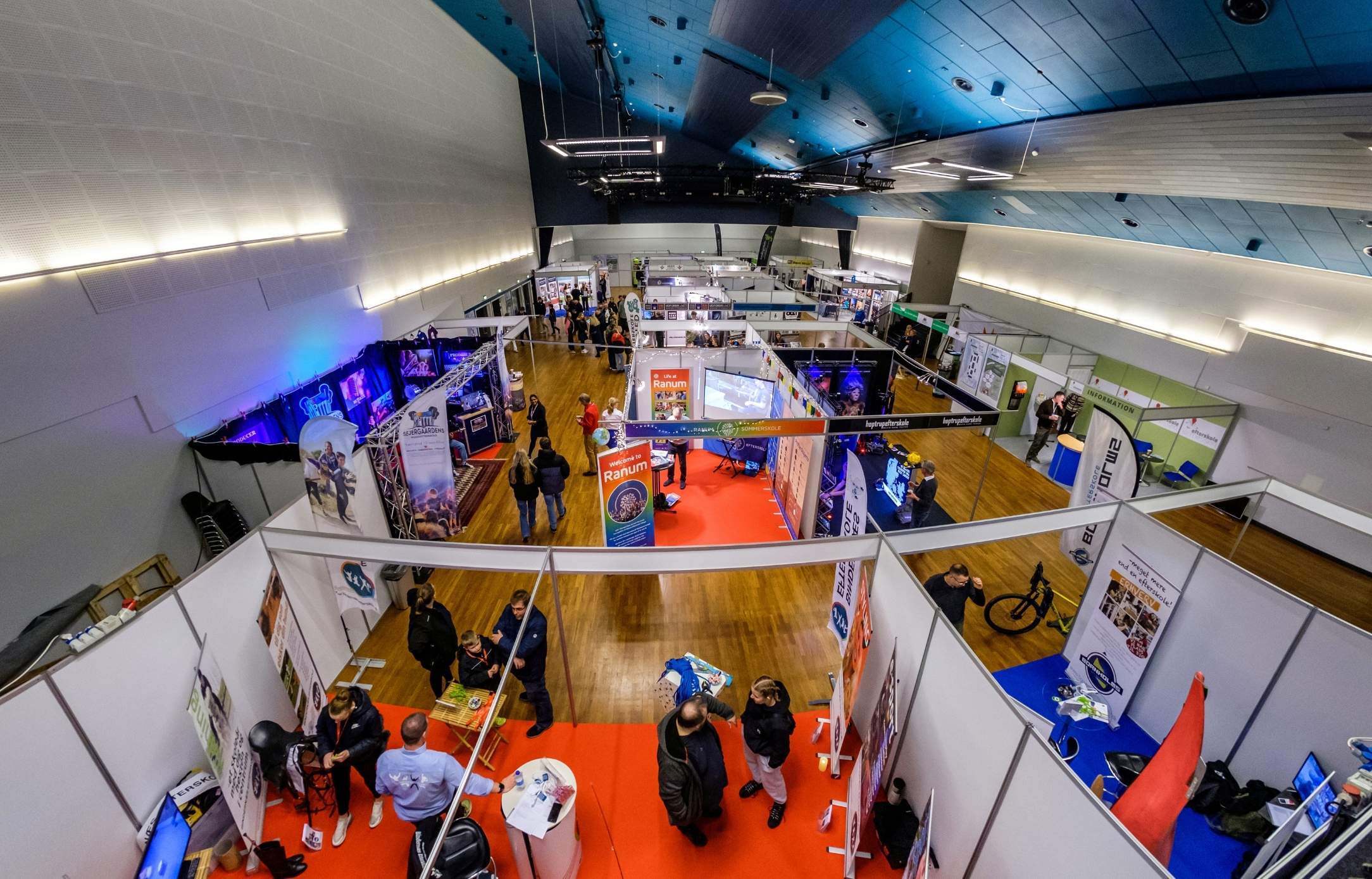 Sal A, Messe (2)